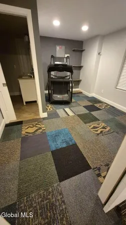 $525,000 | 902 Shardon Court, Rotterdam, NY 12306