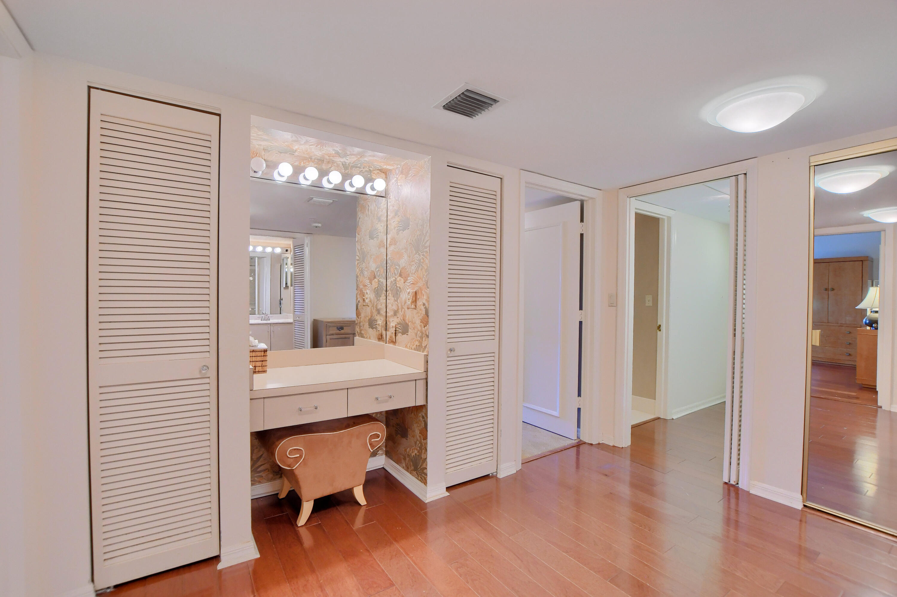 100 Southeast 5th Avenue, Unit 101 Boca Raton, FL 33432 - Photo 31 of 50 Dressing Area-12'x9'