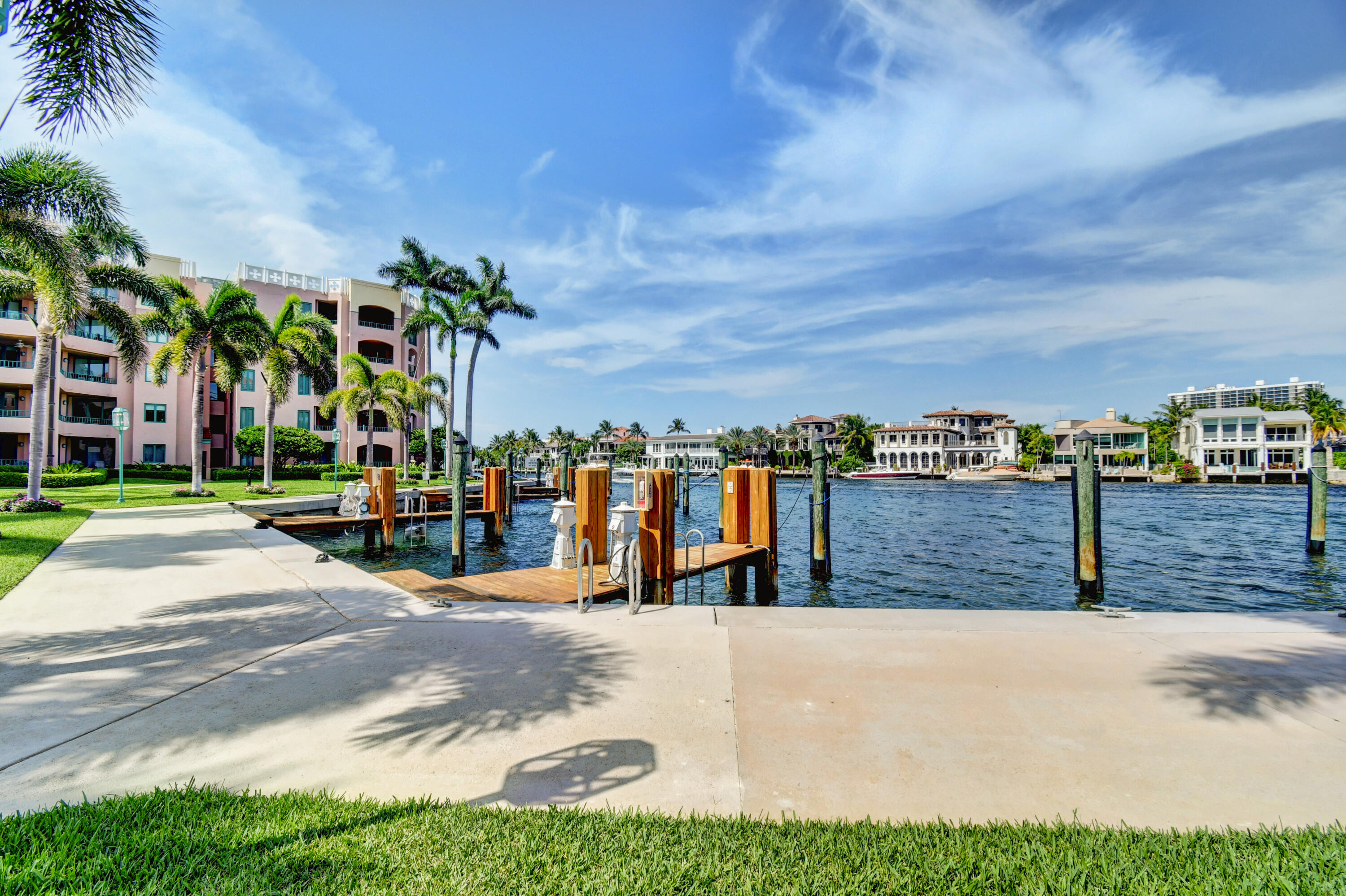 100 Southeast 5th Avenue, Unit 101 Boca Raton, FL 33432 - Photo 9 of 50 Some docks avaialble for rent