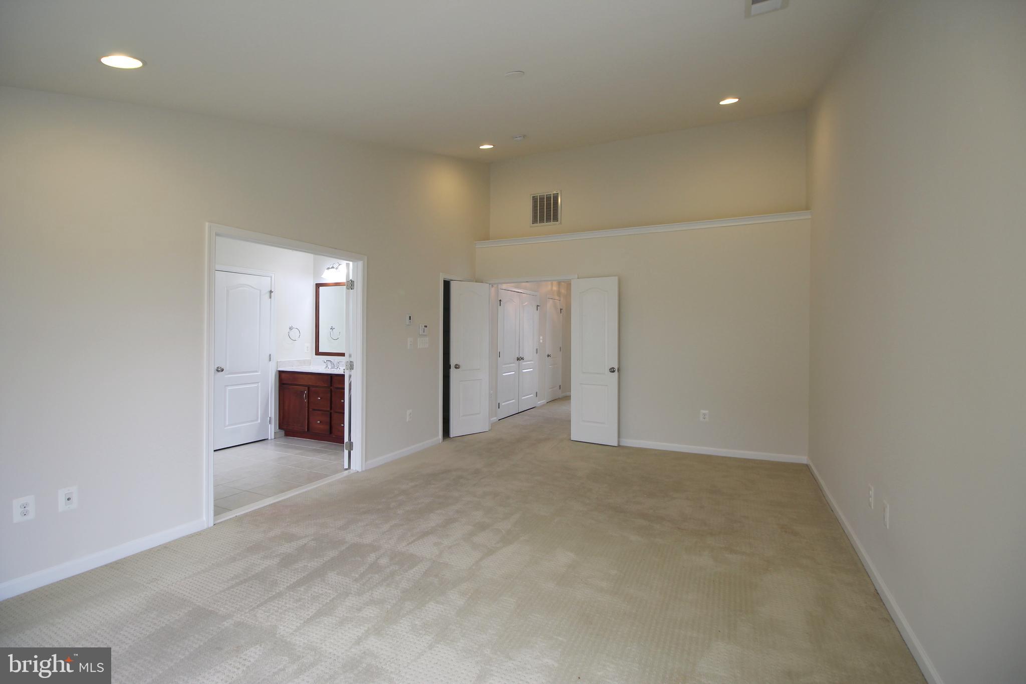 43254 Mitcham Square Ashburn, VA 20148 - Photo 14 of 30