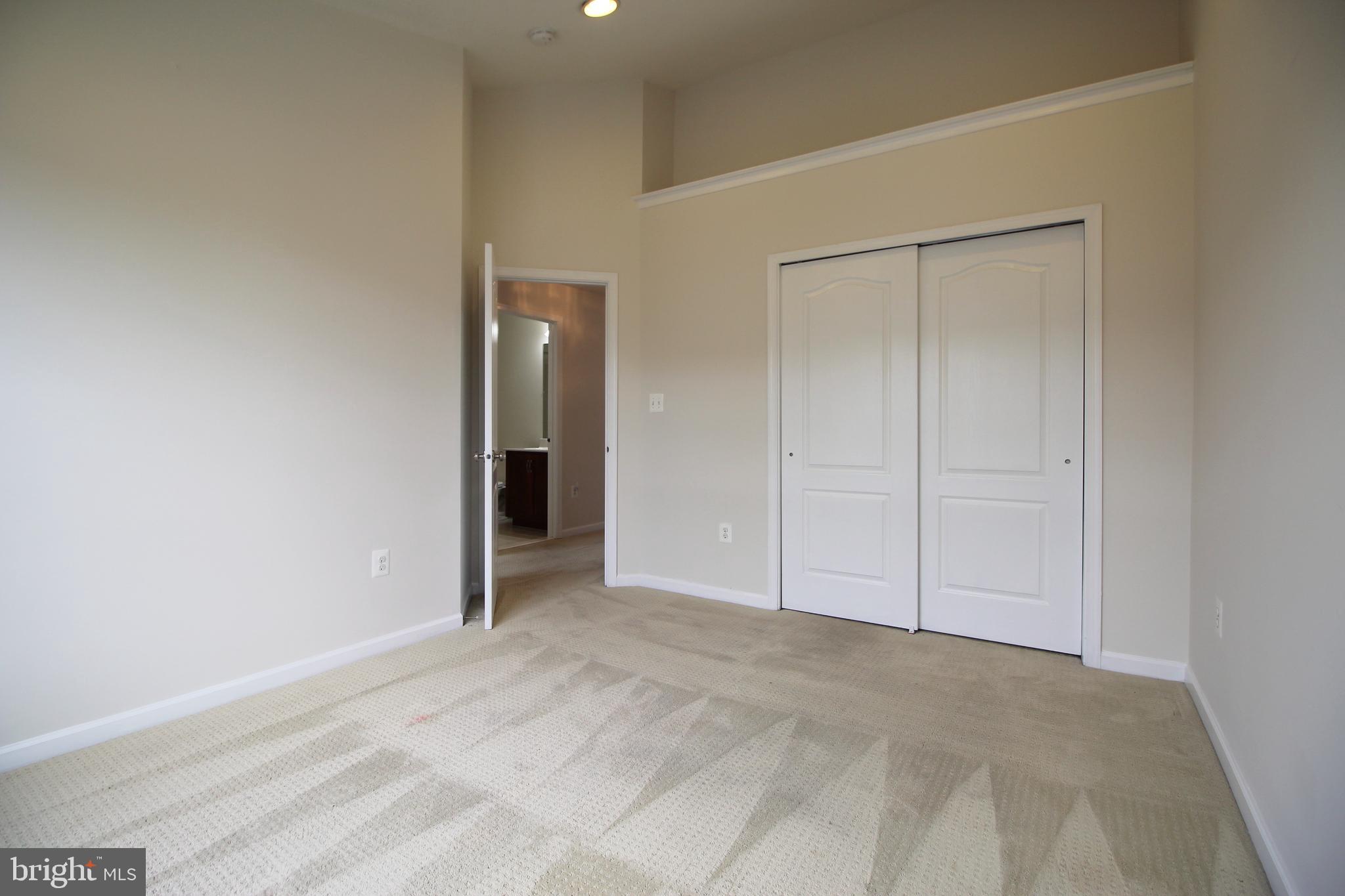 43254 Mitcham Square Ashburn, VA 20148 - Photo 20 of 30