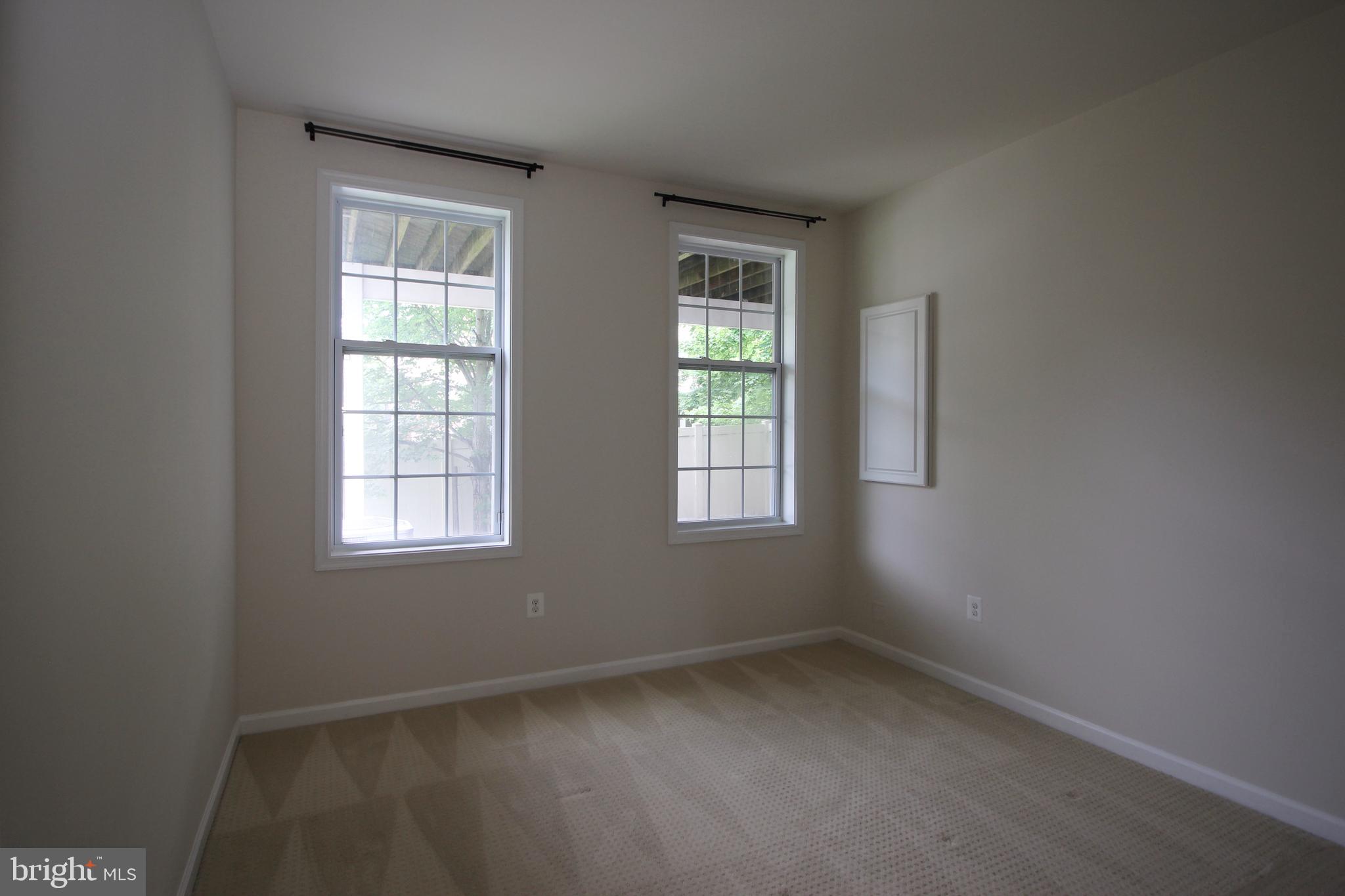 43254 Mitcham Square Ashburn, VA 20148 - Photo 27 of 30