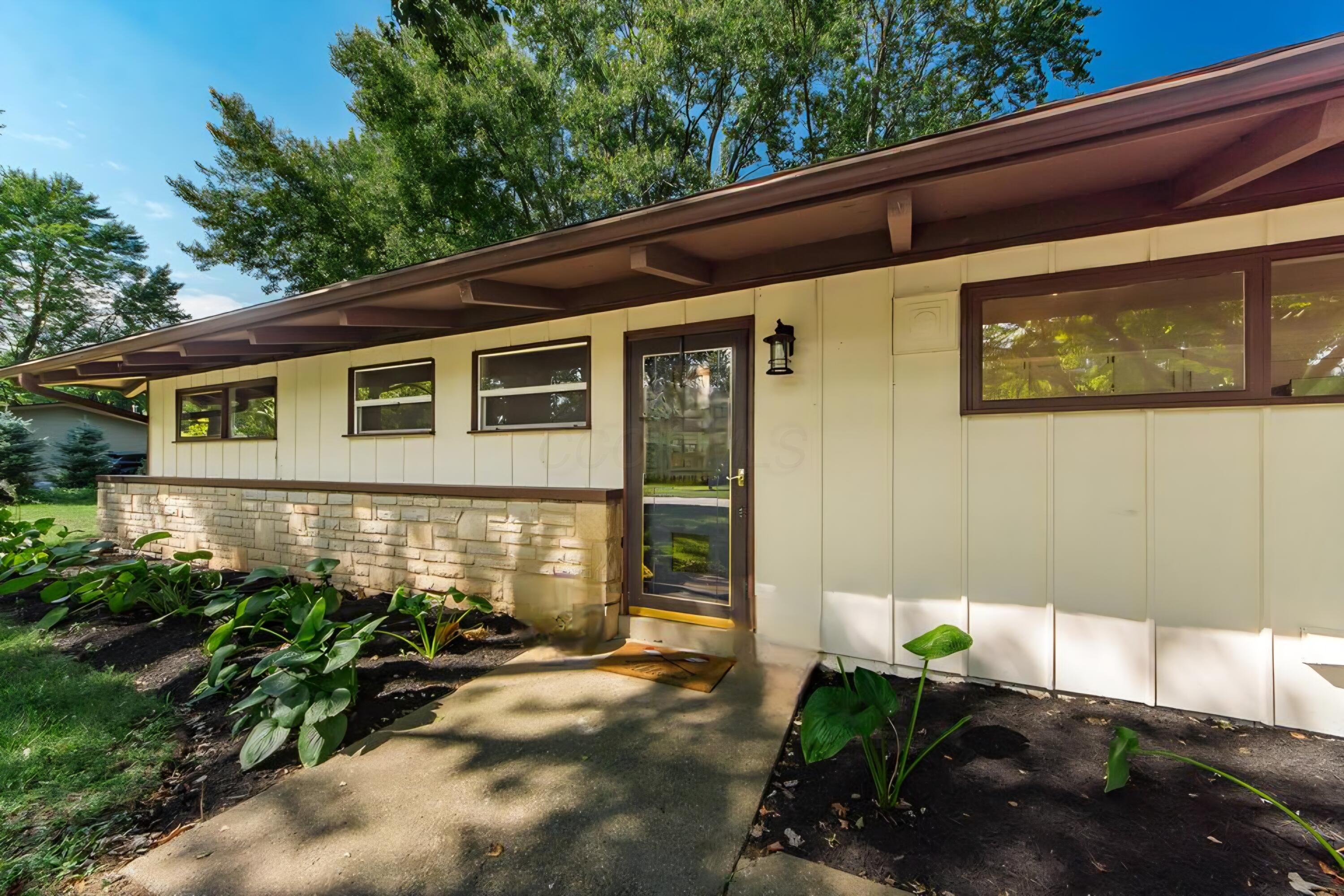 3434 Fishinger Road Columbus, OH 43221 - Photo 11 of 67 Fishinger Front