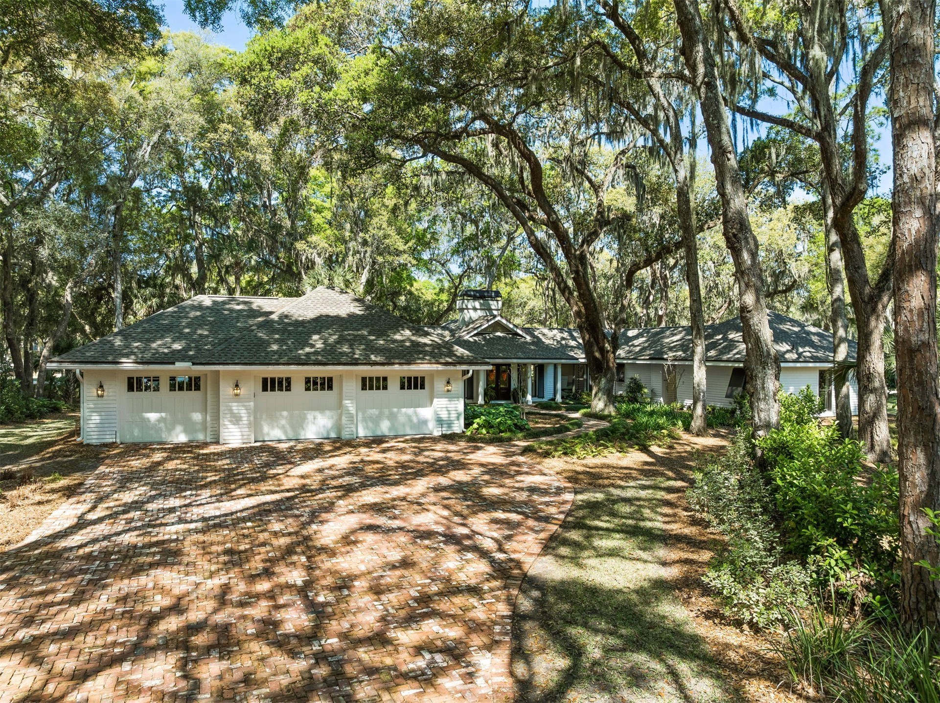 11 Red Maple Road Fernandina Beach, FL 32034 - Photo 41 of 70 front view of a house with a yard