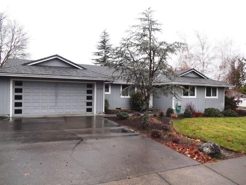 2799 Aldersgate Road Medford, OR 97504 - Photo 1 of 13 Primary Photo