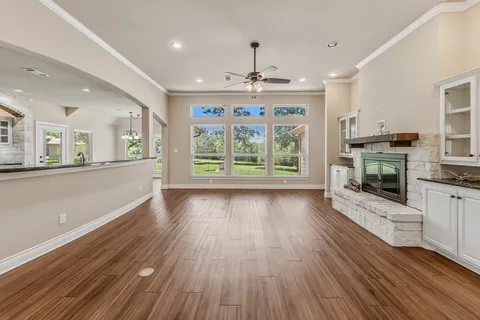 $625,000 | 325 Planter Pointe Drive, Normangee, TX 77871
