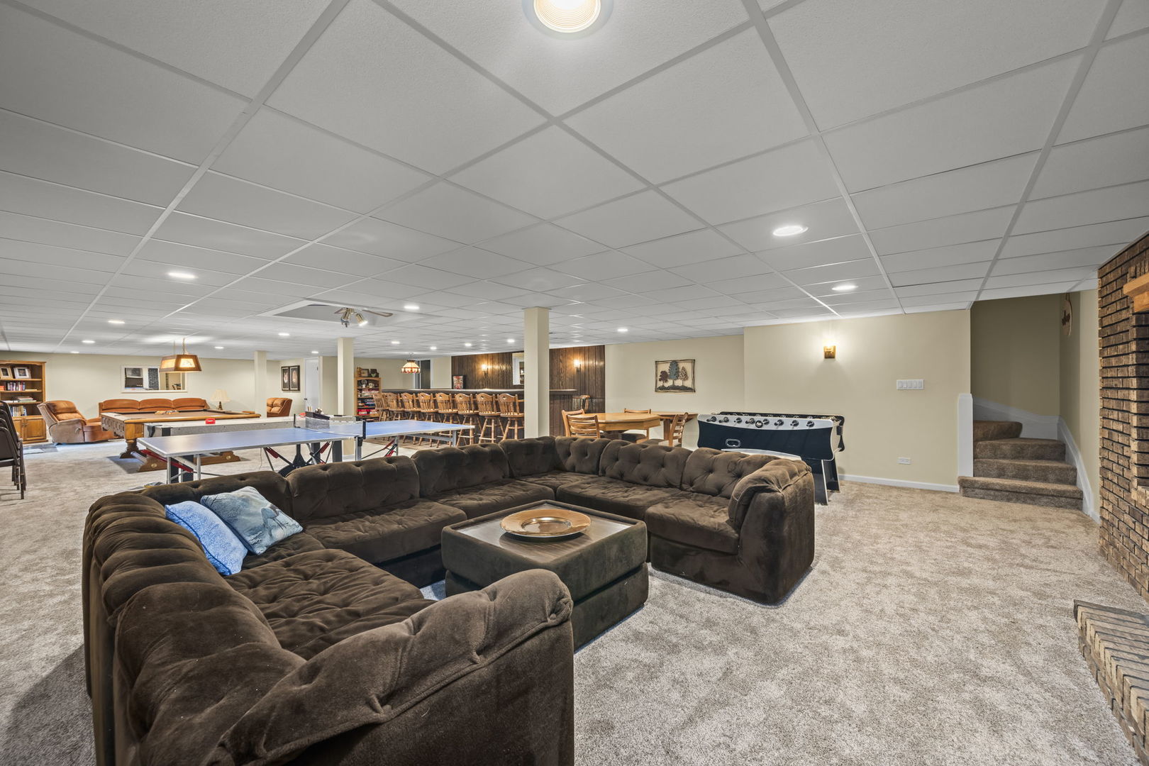 907 North Quentin Road Palatine, IL 60067 - Photo 19 of 44