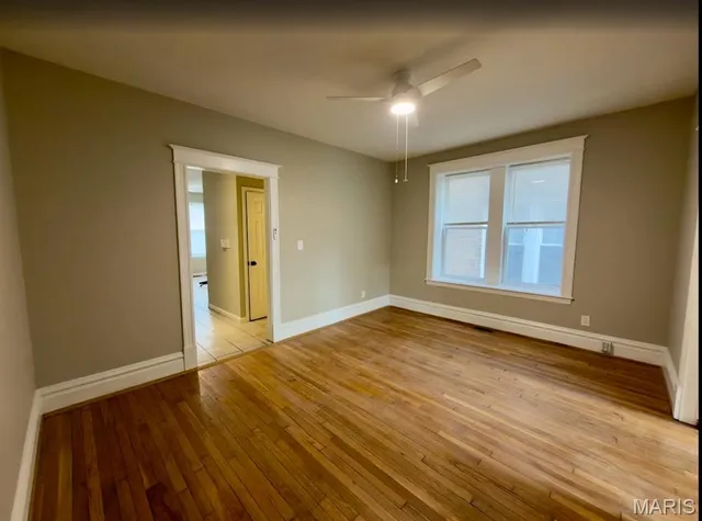 $2,200 | 4139 Shaw Boulevard, St. Louis, MO 63110