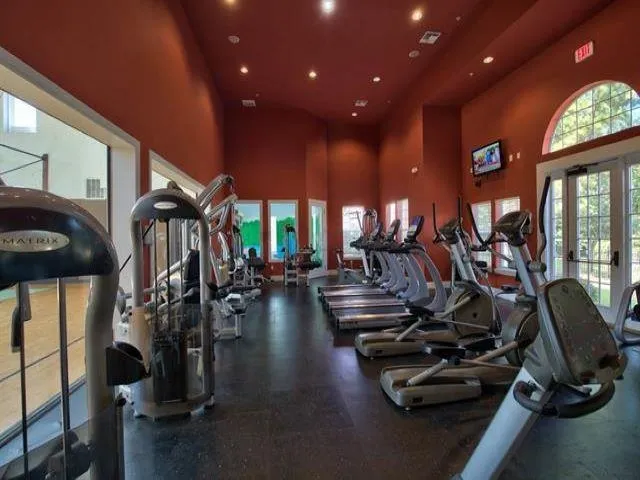 $1,865 | 2801 Chancellorsville Drive, Unit 908, Tallahassee, FL 32312