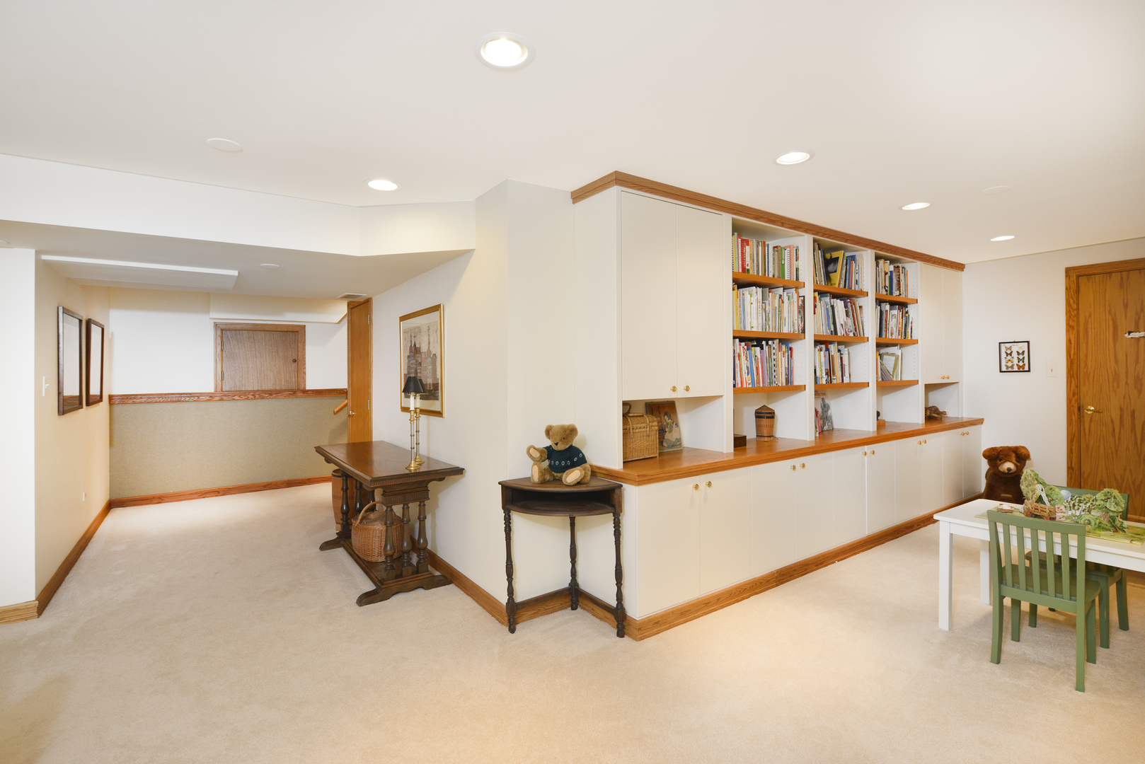 349 Sheridan Road Winnetka, IL 60093 - Photo 33 of 65 a living room with furniture and a flat screen tv
