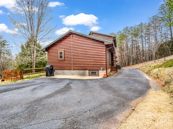 $475,900 | 190 Observation Ridge, Rutherfordton, NC 28139