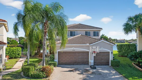 $835,000 | 19309 Southwest 64th Street, Fort Lauderdale, FL 33332