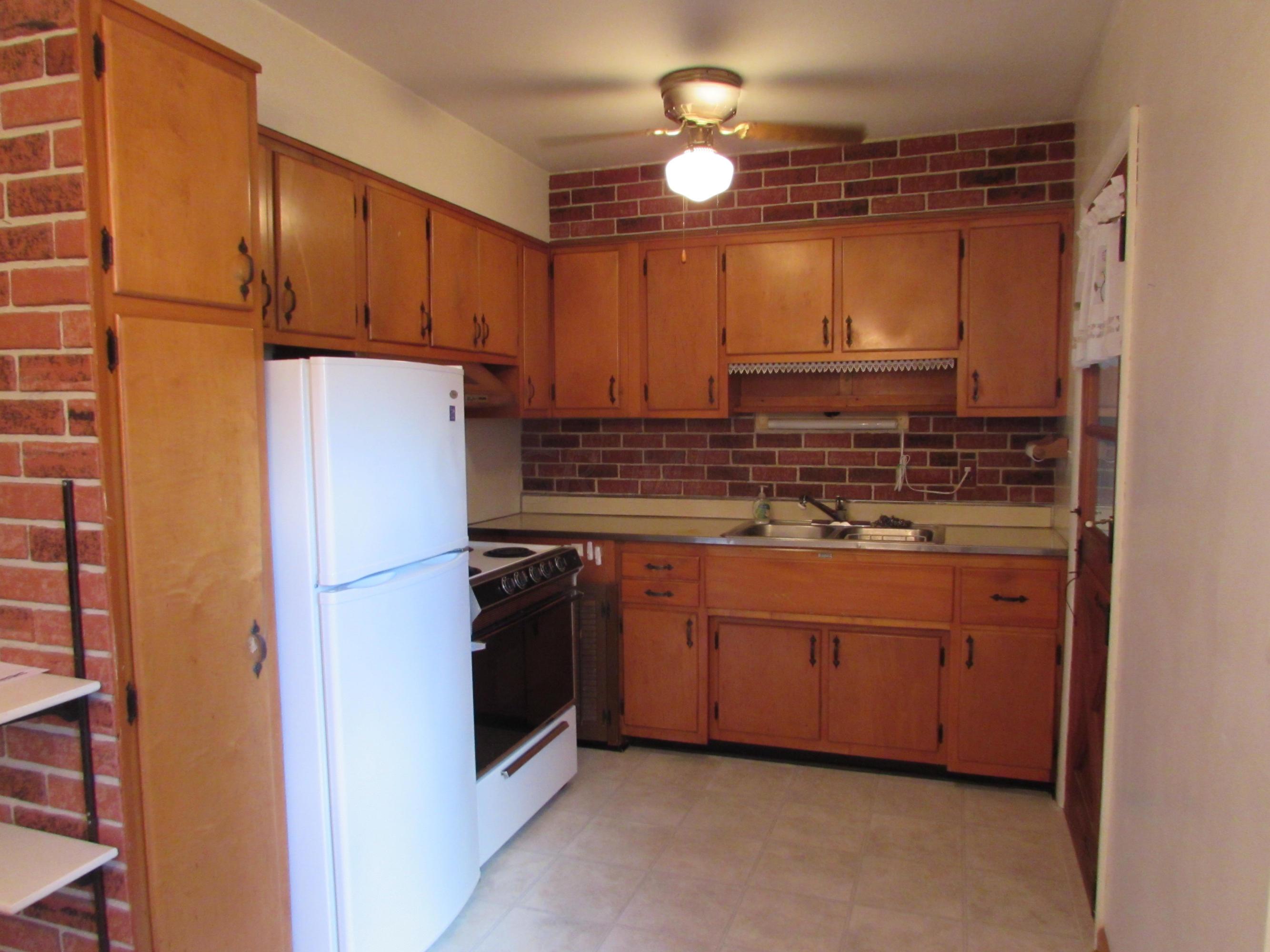 223 Troy Road Delaware, OH 43015 - Photo 5 of 19 Gallery Image 5