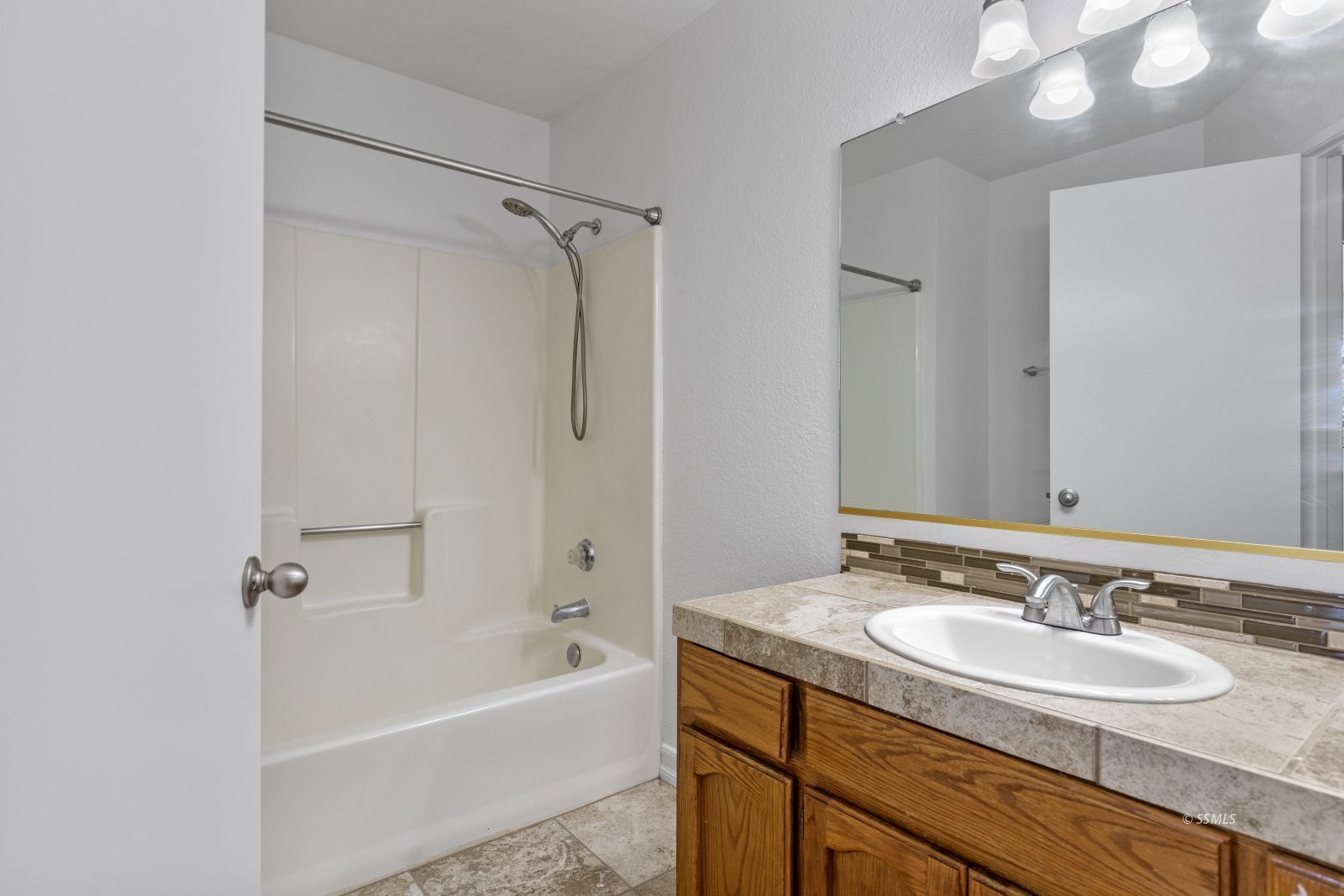 161 East Upjohn Avenue Ridgecrest, CA 93555 - Photo 21 of 26