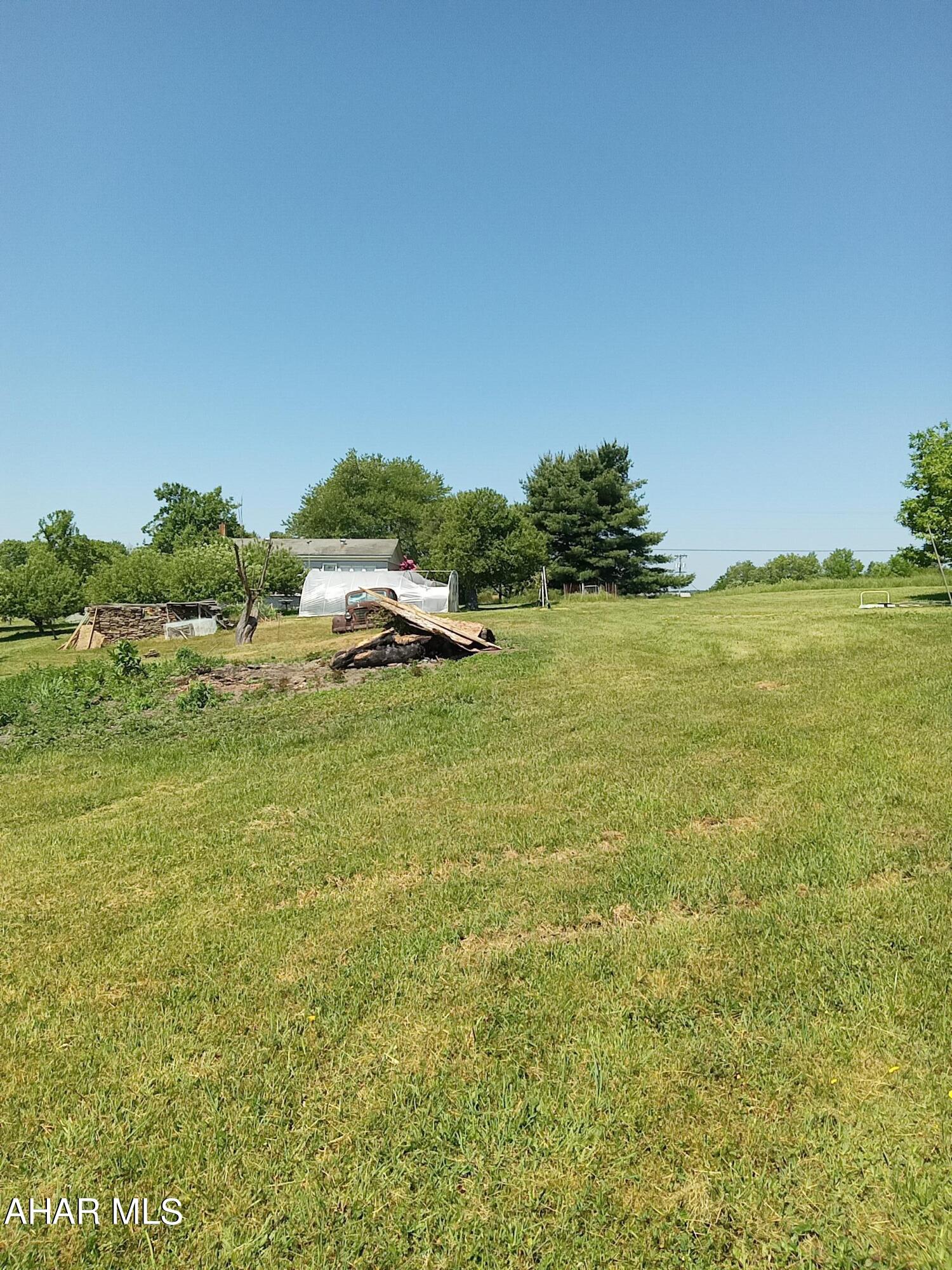 1803 Munster Road Portage, PA 15946 - Photo 14 of 37