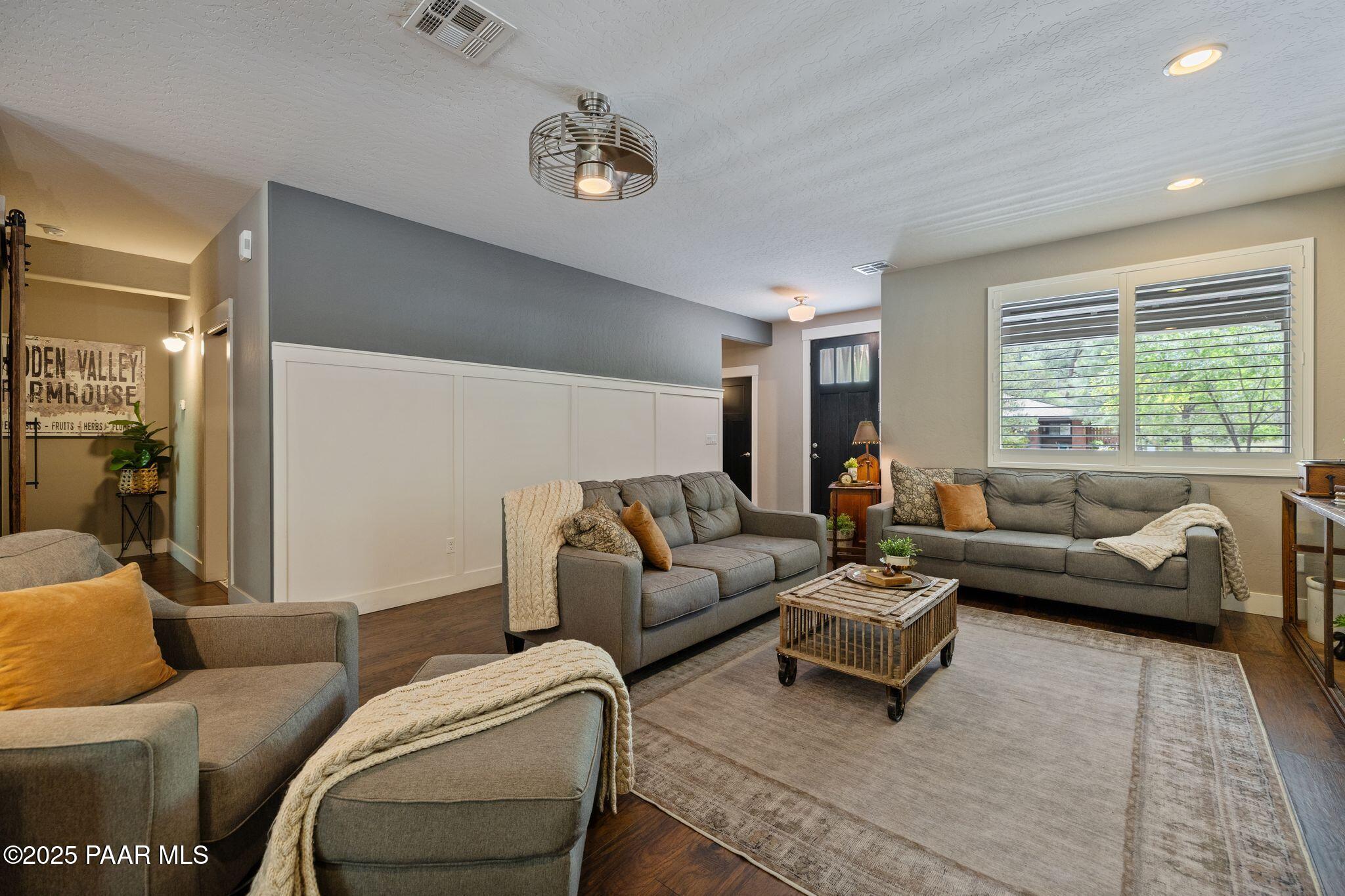 1629 Coyote Road Prescott, AZ 86303 - Photo 11 of 58 059-Living Room