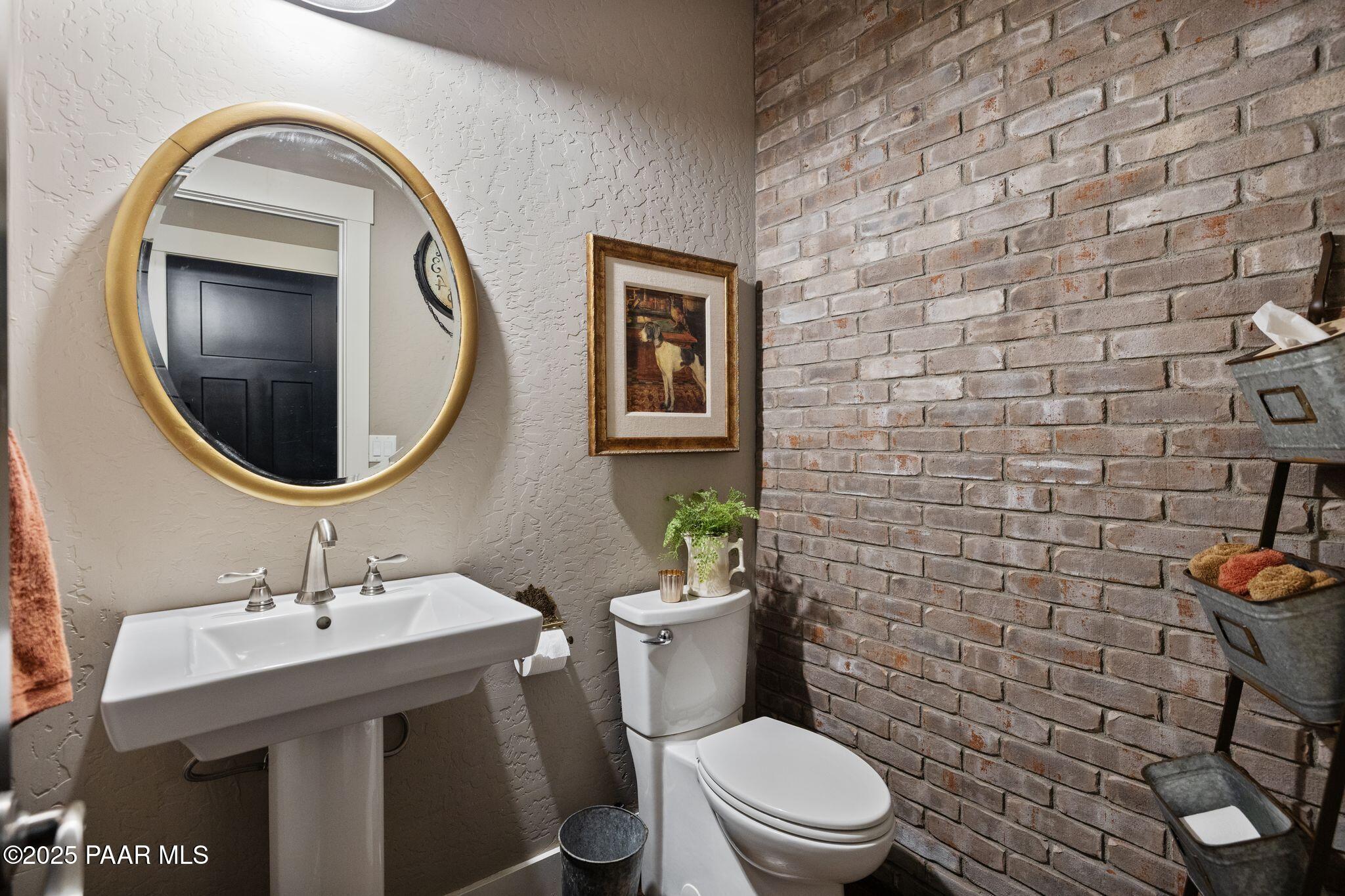 1629 Coyote Road Prescott, AZ 86303 - Photo 29 of 58 119-Powder Rm