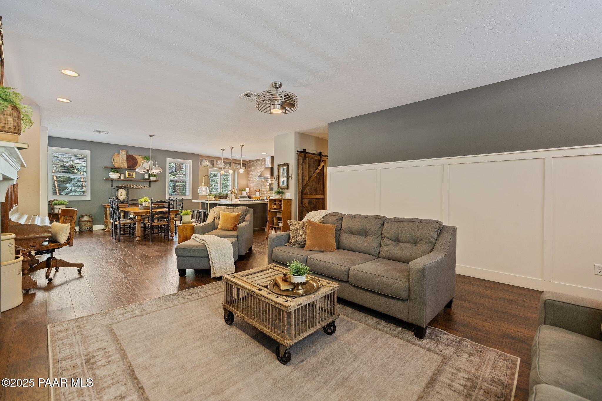1629 Coyote Road Prescott, AZ 86303 - Photo 10 of 58 054-Living Room
