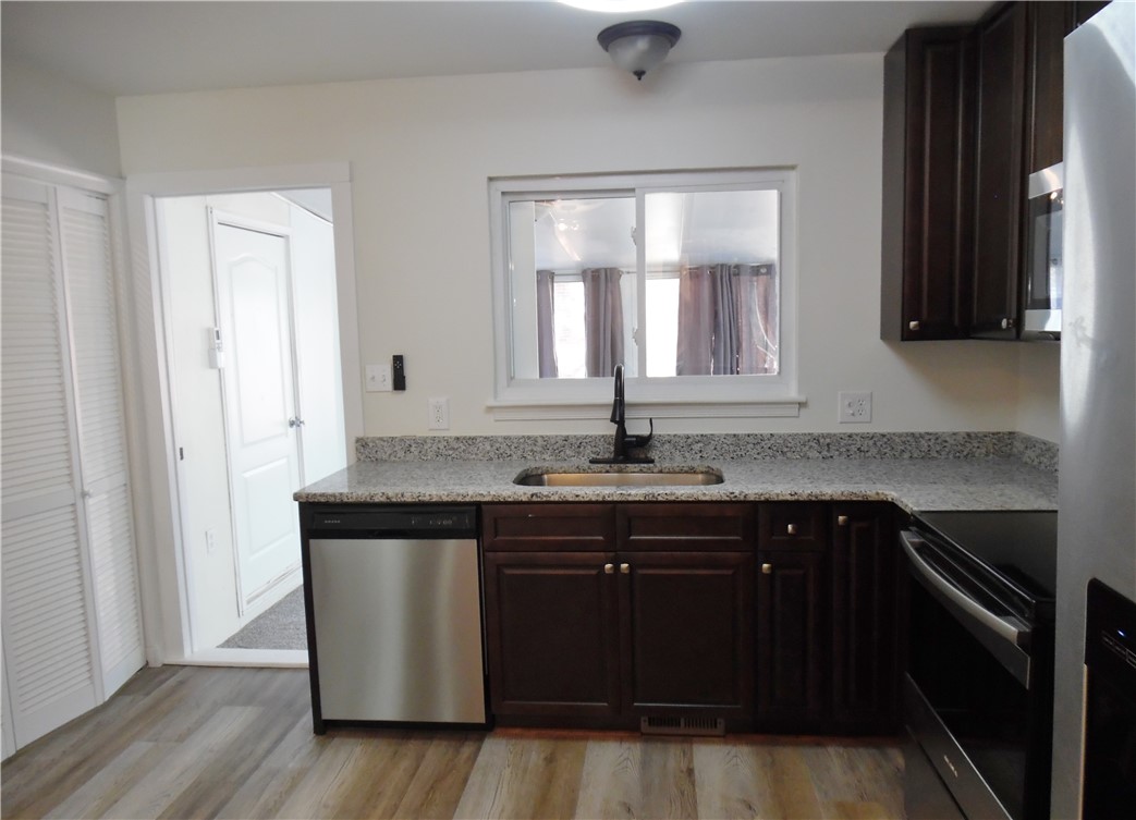 101 Pendleton Court, Unit A4 Easley, SC 29640 - Photo 6 of 20