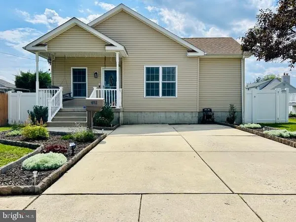 $3,500 | 402 Gloucester Avenue, Magnolia, NJ 08049