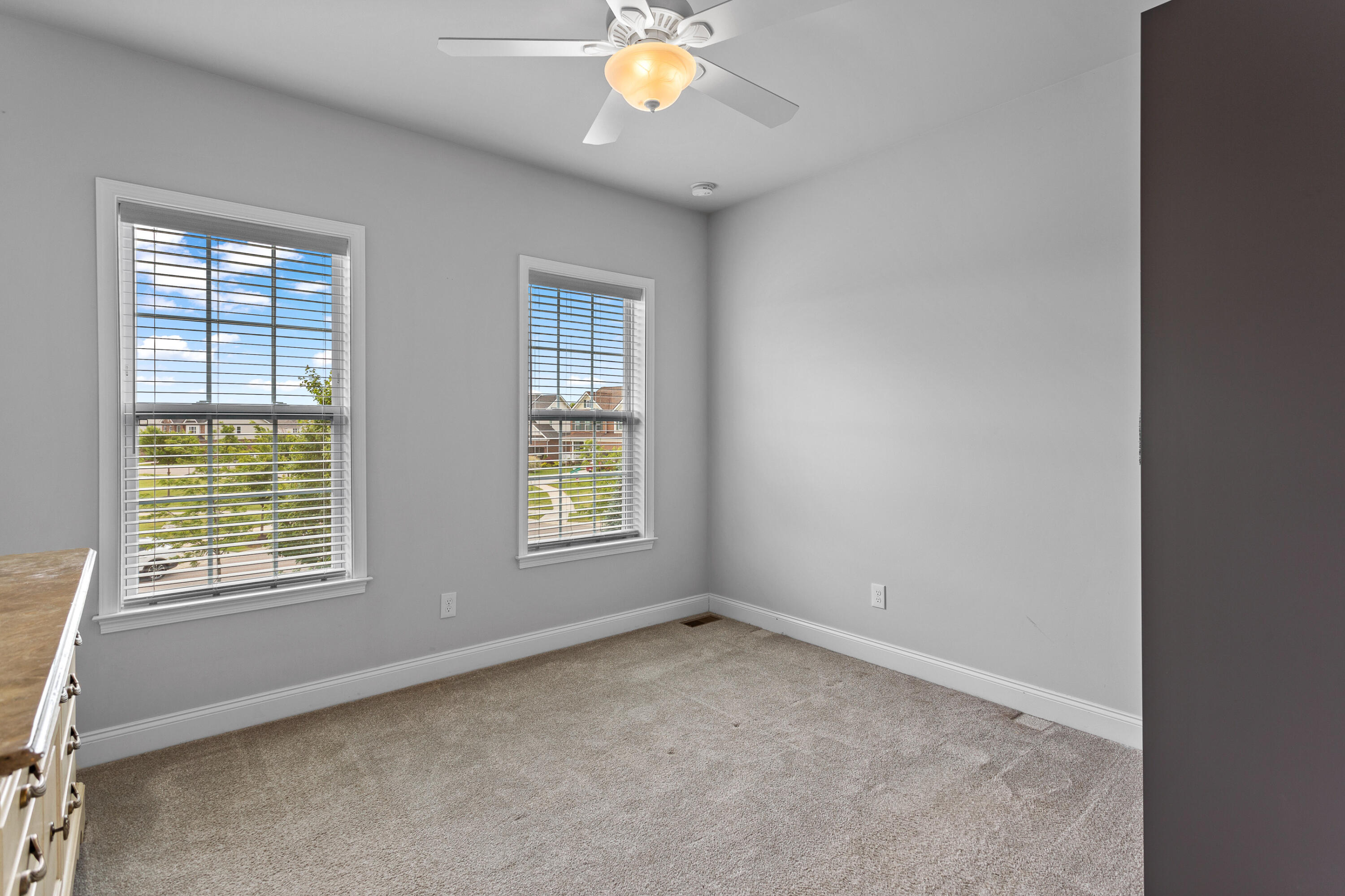 51284 Scarborough Road Canton, MI 48188 - Photo 33 of 45 IMG_2303