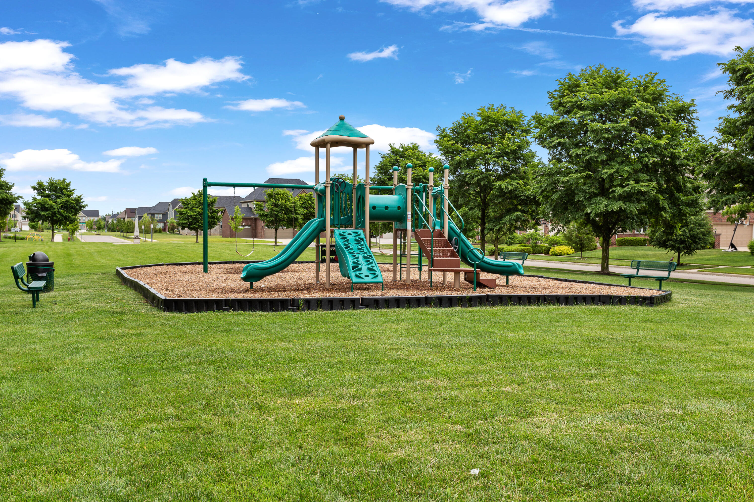 51284 Scarborough Road Canton, MI 48188 - Photo 43 of 45 IMG_2385