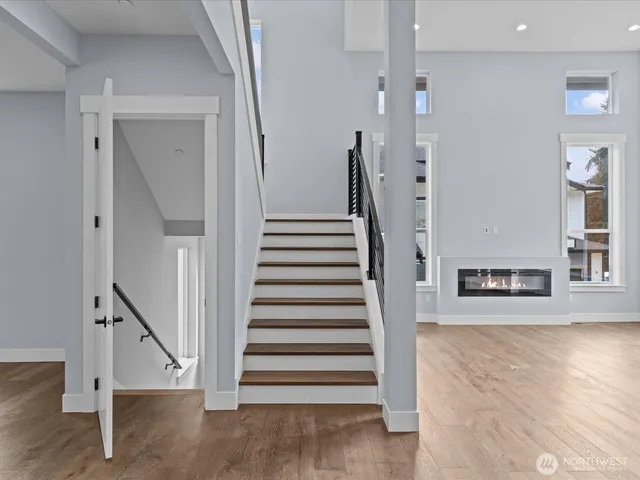 $1,400,000 | 5708 South 142nd Street, Tukwila, WA 98168