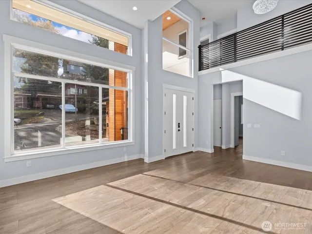 $1,400,000 | 5708 South 142nd Street, Tukwila, WA 98168