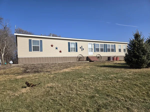 $299,900 | 14010 10th Street Southeast, Raymond, MN 56282