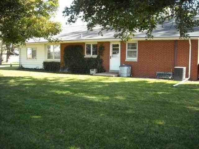 201 South Trivoli Road Trivoli, IL 61569 - Photo 2 of 7