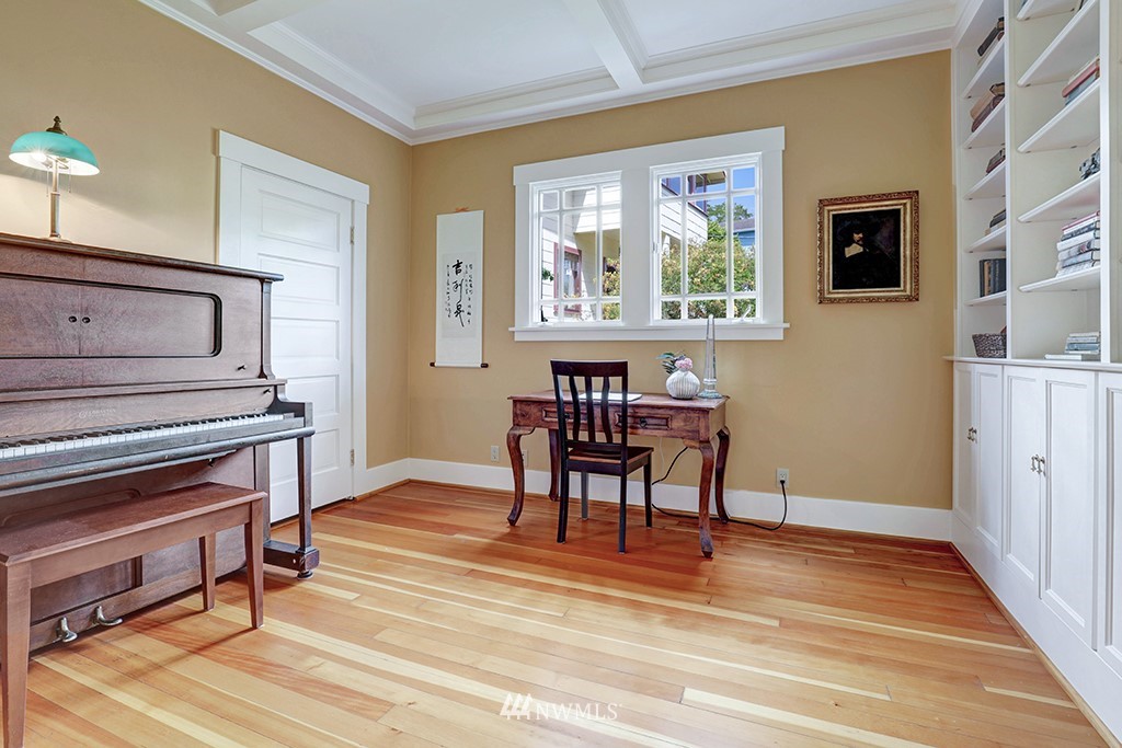 2030 North 78th Street Seattle, WA 98103 - Photo 14 of 28 Gallery Image 14