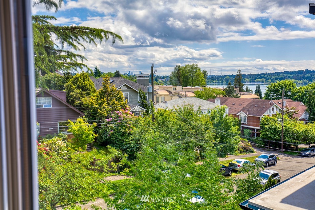2030 North 78th Street Seattle, WA 98103 - Photo 18 of 28 Gallery Image 18