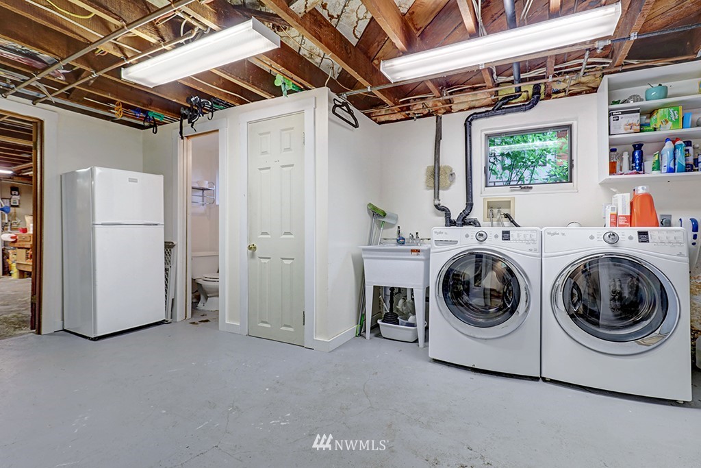 2030 North 78th Street Seattle, WA 98103 - Photo 25 of 28 Gallery Image 25