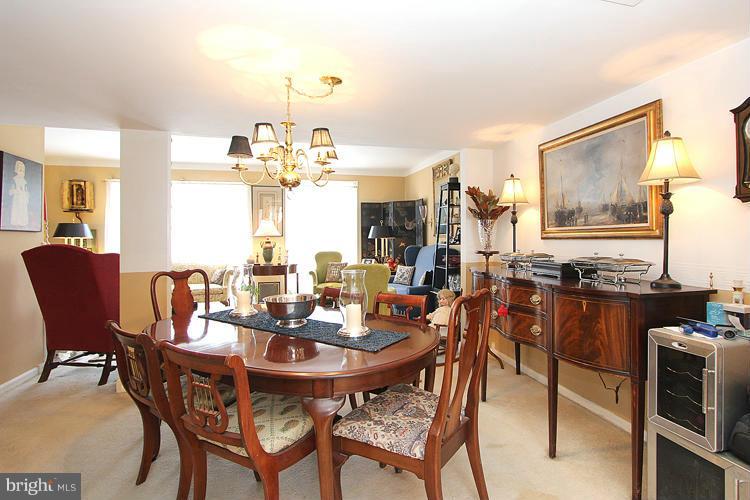 29 Timber Rock Road Gaithersburg, MD 20878 - Photo 8 of 29 Dining Room