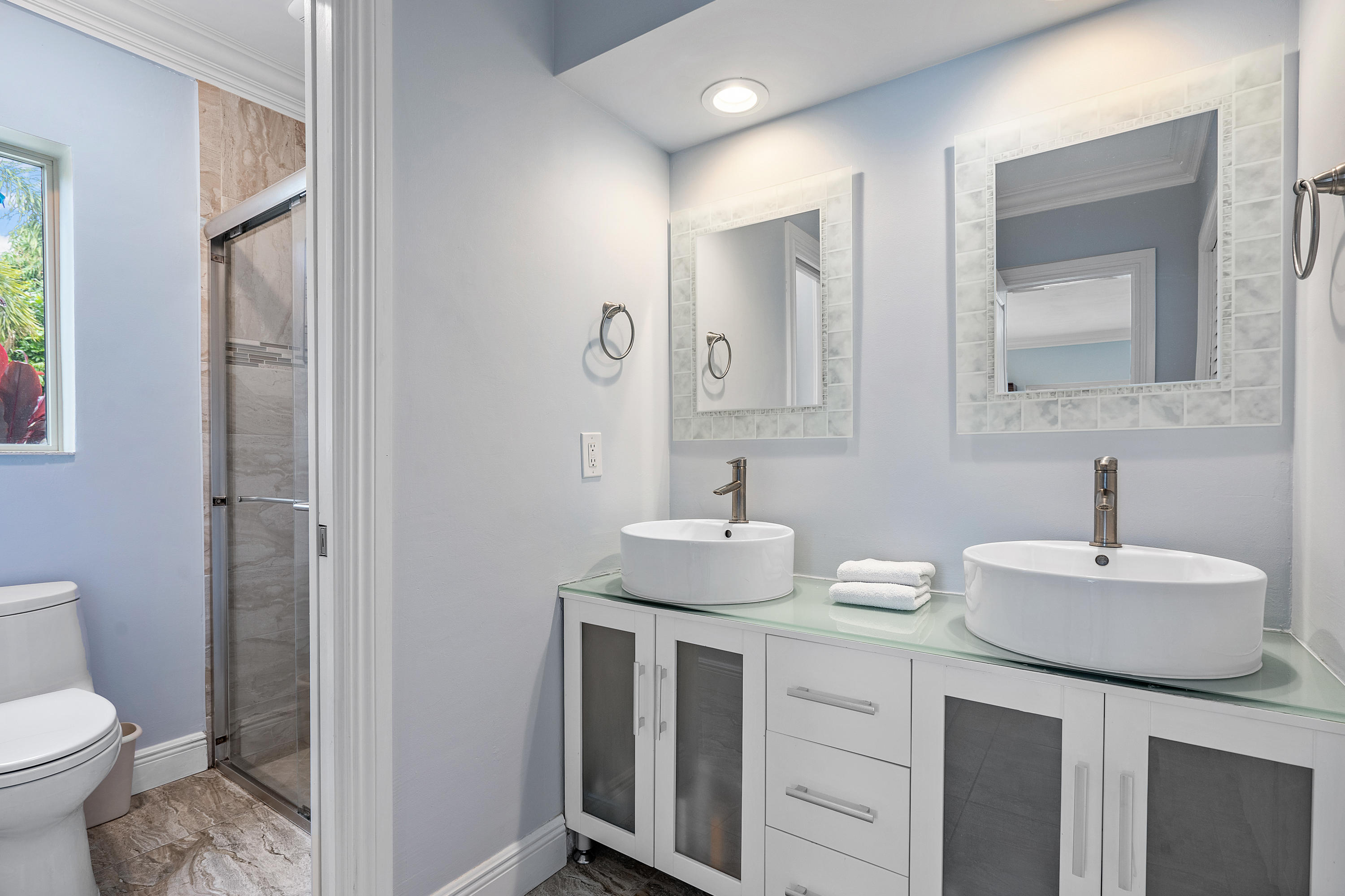 1090 Gulfstream Way Singer Island, FL 33404 - Photo 13 of 34 014-1090GulfstreamWay-RivieraBeach-FL-33
