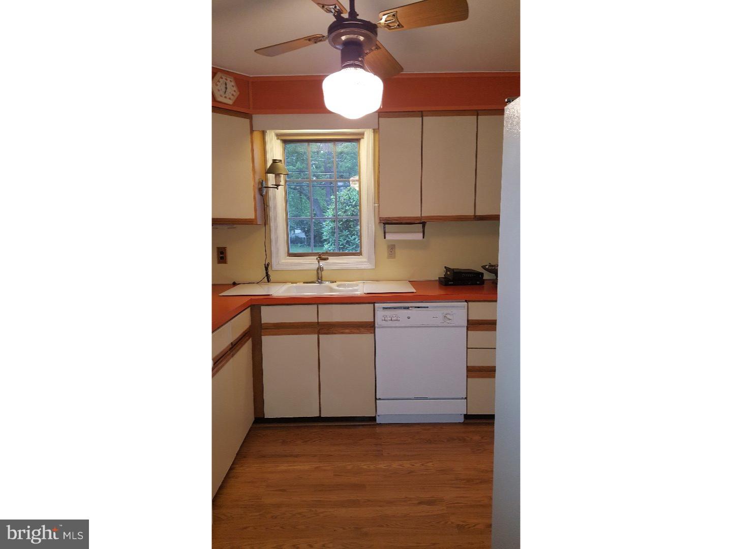 20 Lenape Road Cherry Hill, NJ 08002 - Photo 7 of 23 Kitchen