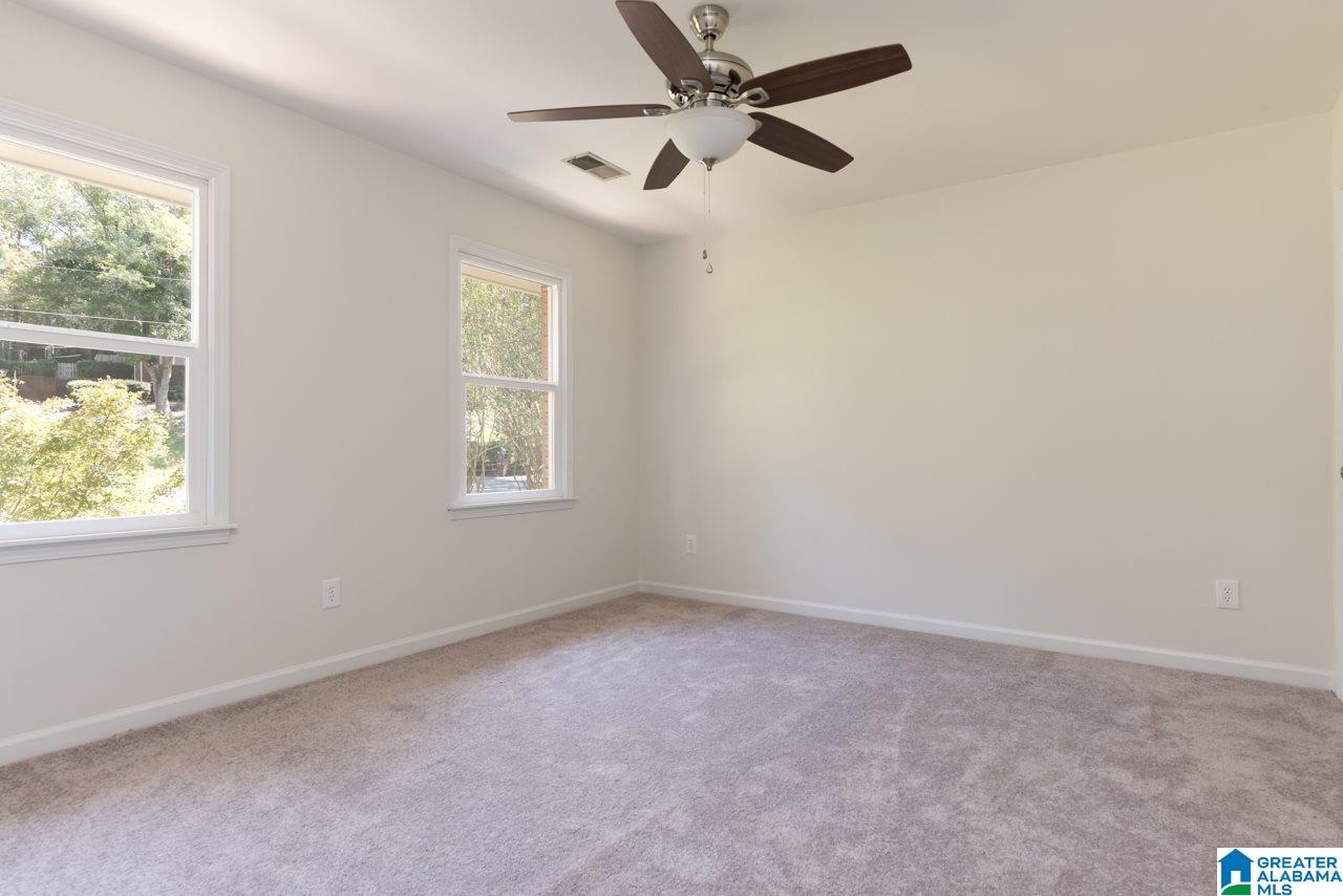 1309 Colonial Way Alabaster, AL 35007 - Photo 29 of 36