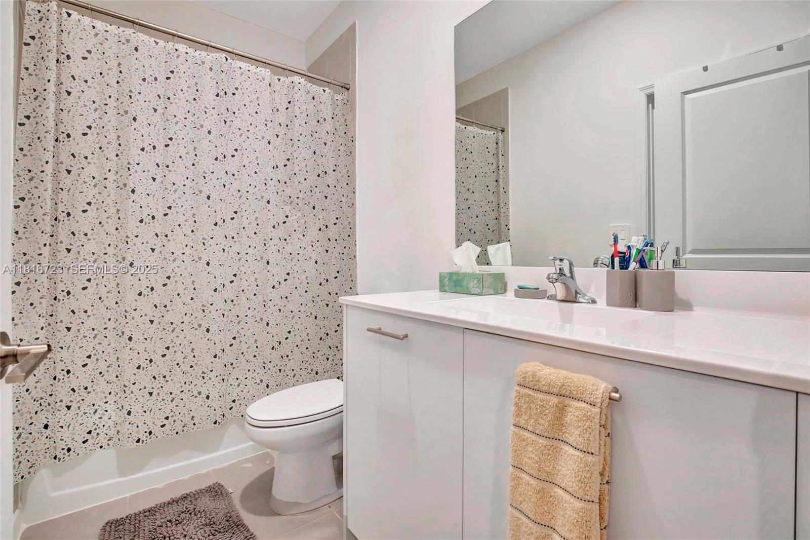 12210 Northwest 24th Place Miami, FL 33147 - Photo 7 of 40