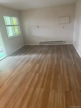 $1,950 | 1-72 Parkcenter Drive, Deer Park, NY 11729