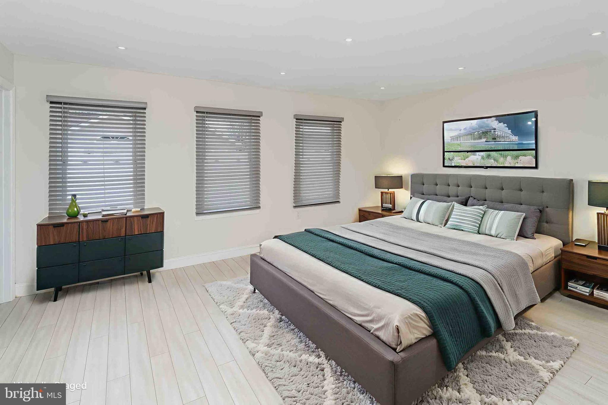 137 Idlewild Road Levittown, PA 19057 - Photo 14 of 34 a bedroom with bed and window