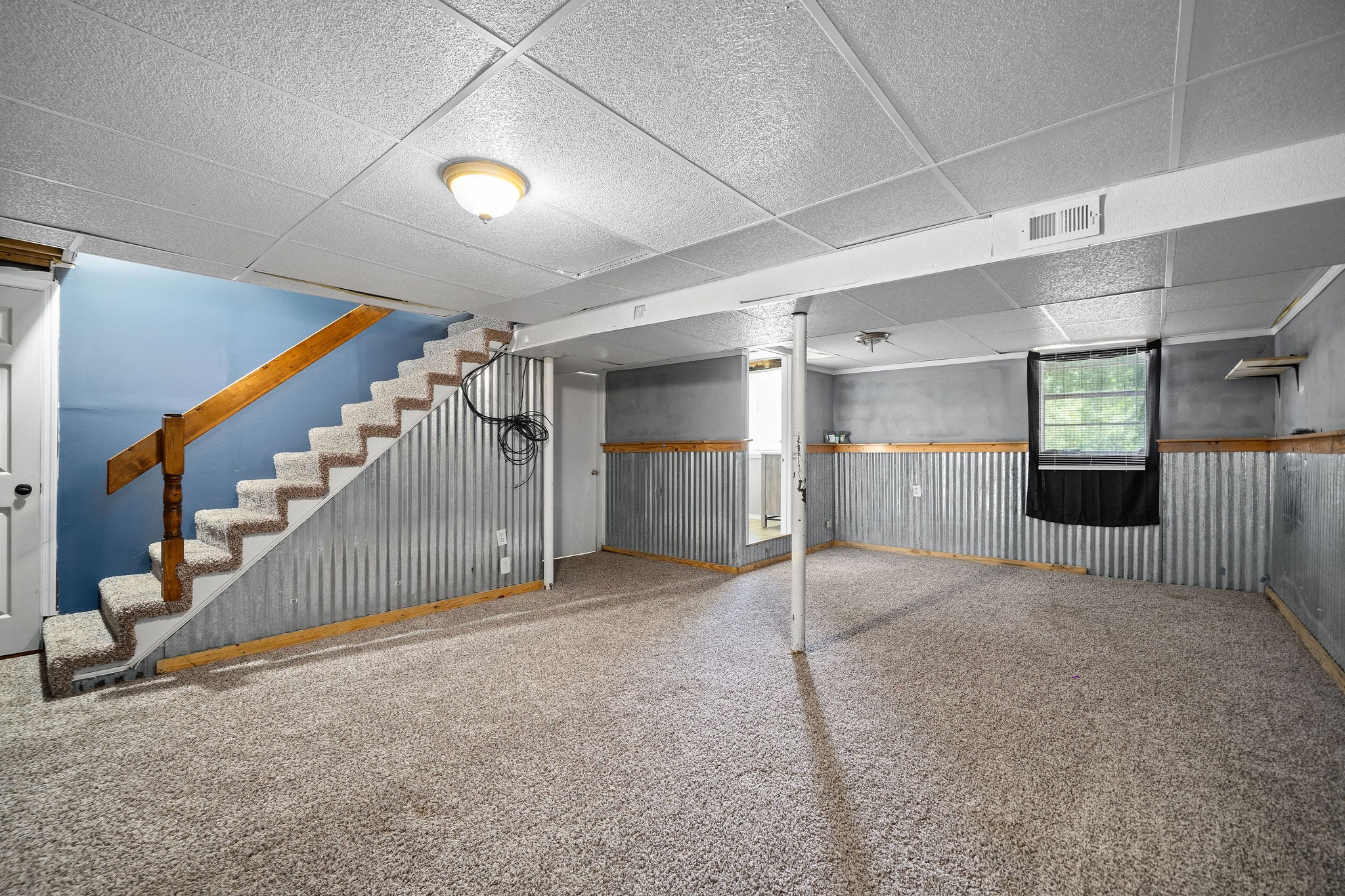 1024 Gratton Road Clarksville, TN 37043 - Photo 20 of 28 a view of an empty room with stairs