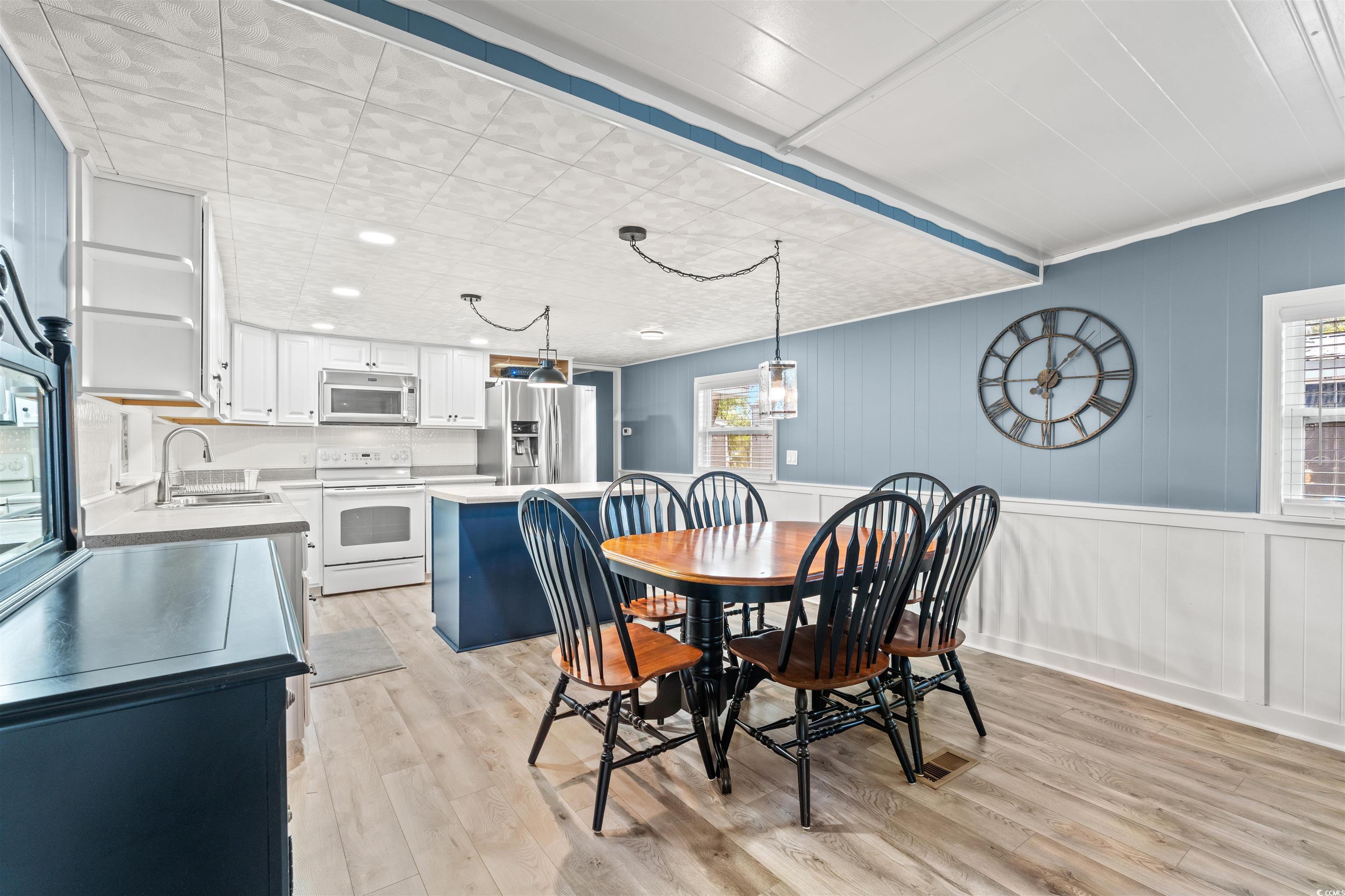 10 Acorn Court Murrells Inlet, SC 29576 - Photo 8 of 29