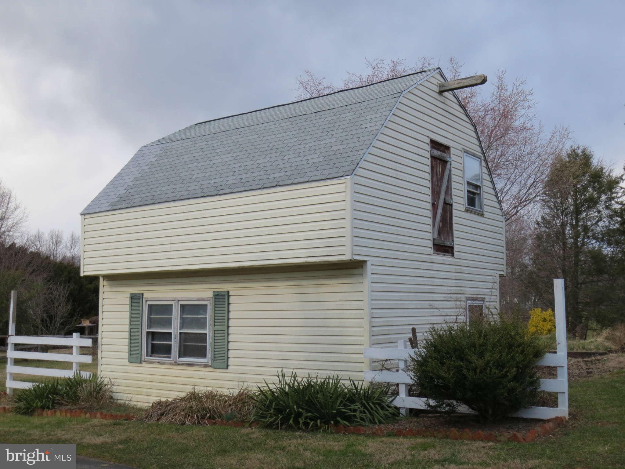 11474 Frederick Road Ellicott City, MD 21042 - Photo 25 of 27 Shed 2