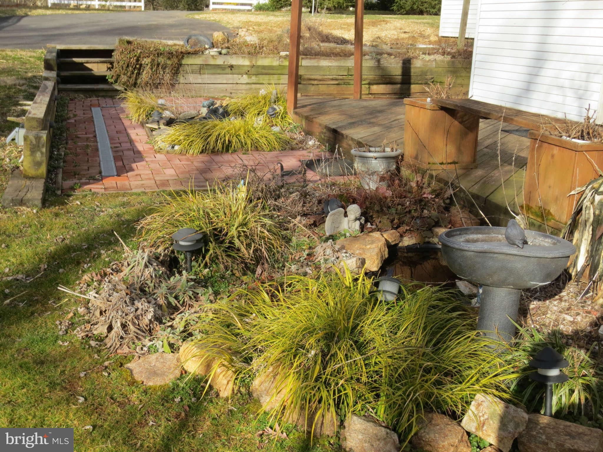 11474 Frederick Road Ellicott City, MD 21042 - Photo 4 of 27 Garden