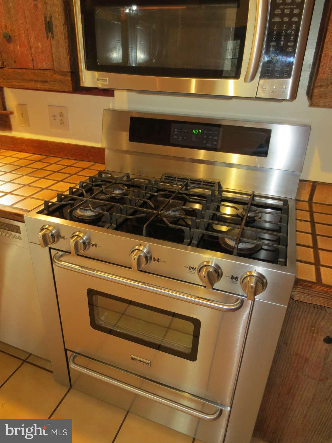 11474 Frederick Road Ellicott City, MD 21042 - Photo 7 of 27 Kitchen
