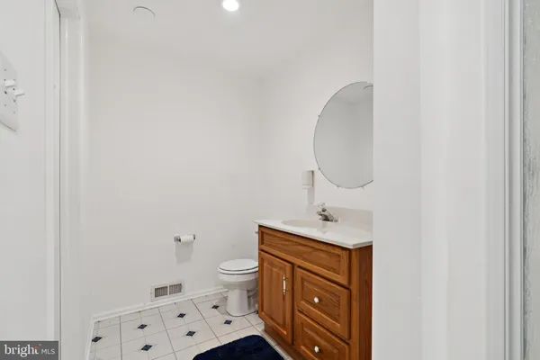 $595,000 | 3 Adams Lane, Hainesport, NJ 08036