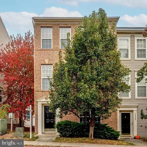 $609,900 | 44248 Suscon Square, Ashburn, VA 20147