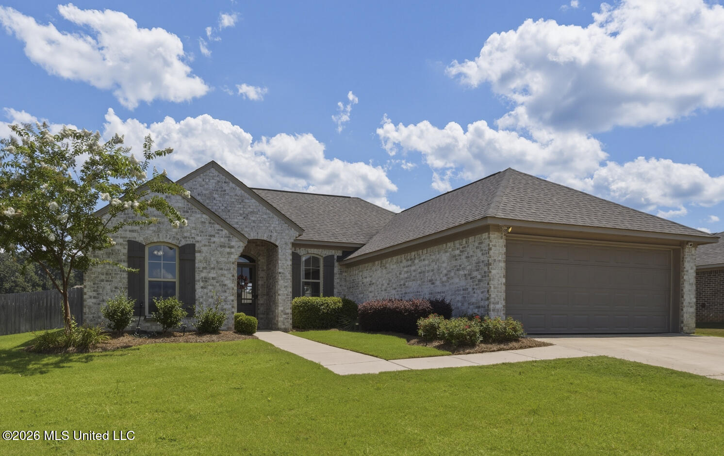 123 Kings Crossing Canton, MS 39046 - Photo 2 of 29 123 Kings Crossing-3