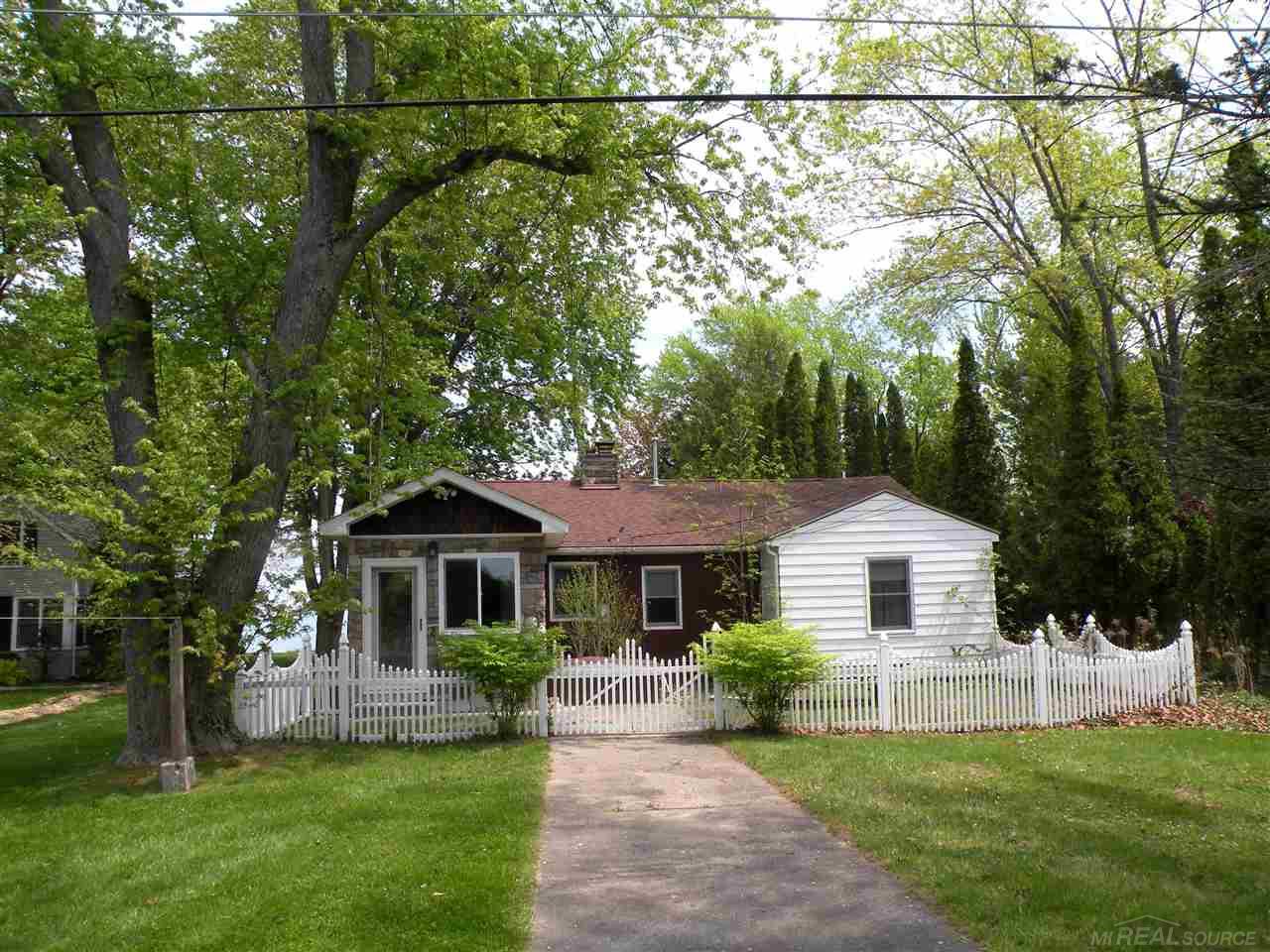 6763 Lakeshore Road Lexington, MI 48450 - Photo 1 of 34