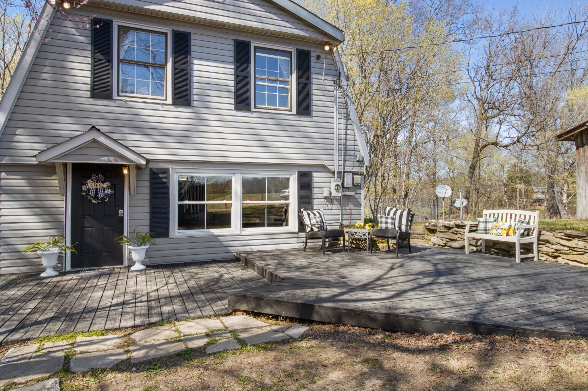 1090 Charlie Read Road South Chapmansboro, TN 37035 - Photo 4 of 67 Gallery Image 4
